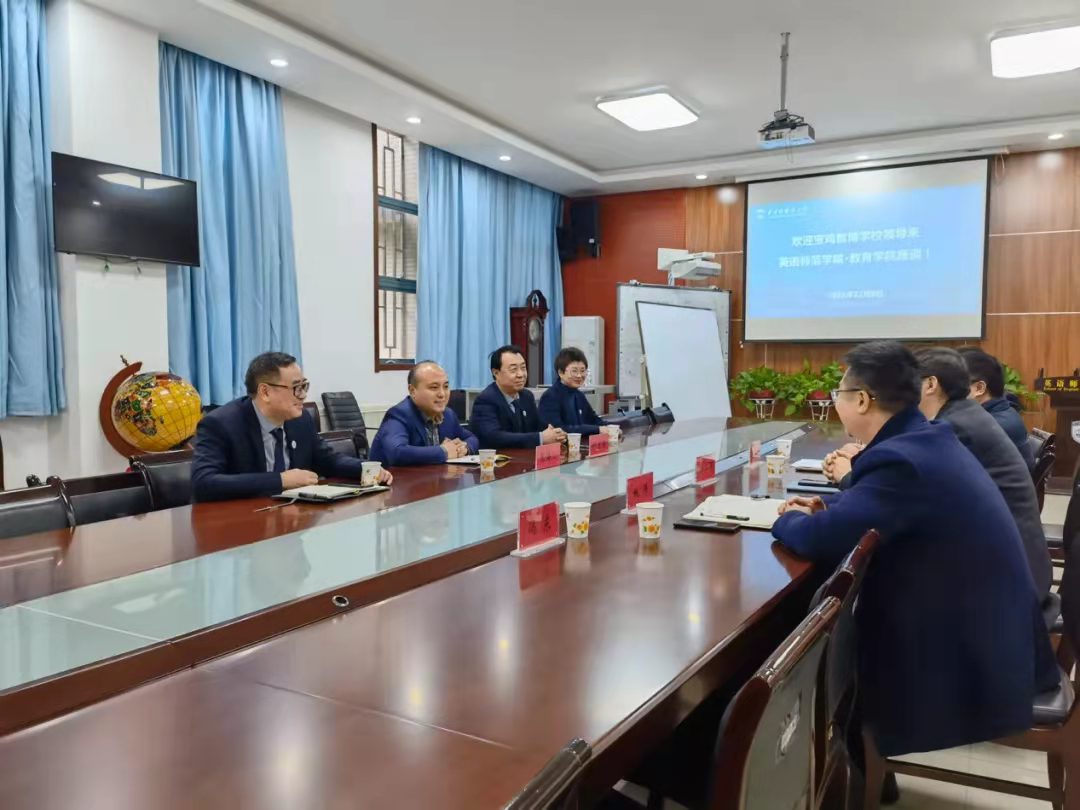 座談會上,孫二軍院長代表我院對寶雞智博學校各位領導的到來表示熱烈